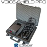 Valigetta professionale rigida aperta contenente l'unità centrale VOICE-SHIELD PRO e il set di cuffie per la protezione dalle intercettazioni