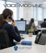 Esempio di utilizzo del modulo cambiavoce VOICE-MOD LINE collegato a un telefono fisso tradizionale in un ufficio.
